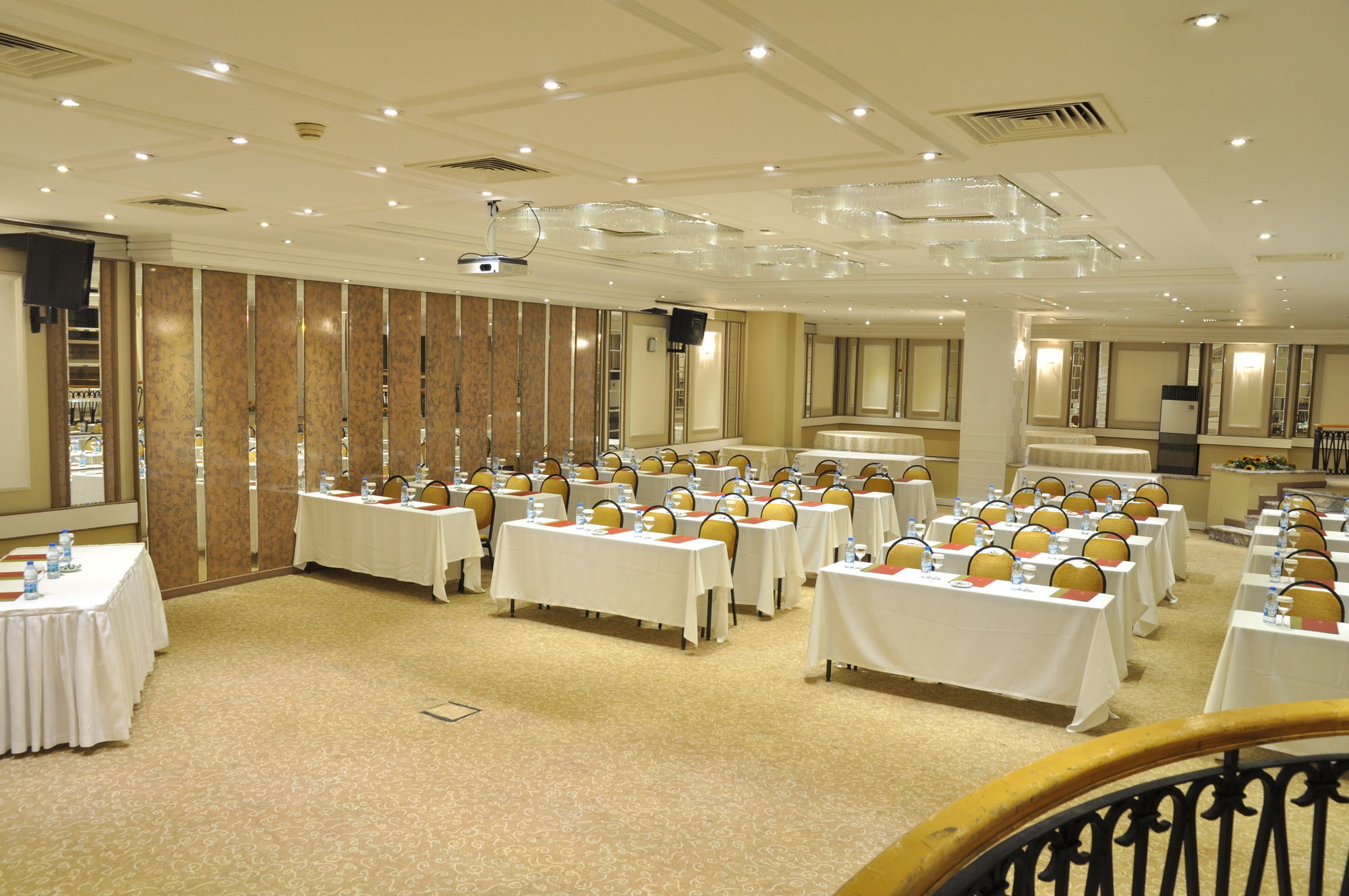 Altinel Ankara Hotel & Convention Center Exteriér fotografie